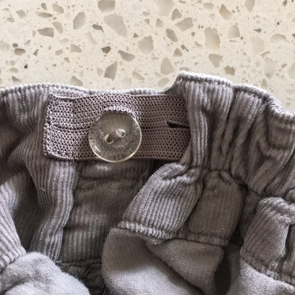 3/$20 Grey Corduroy Skirt - Picture 4 of 5